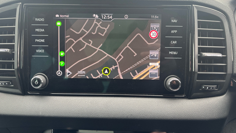 Skoda Karoq 1.5 TSI Sport Line 5dr DSG Petrol Estate